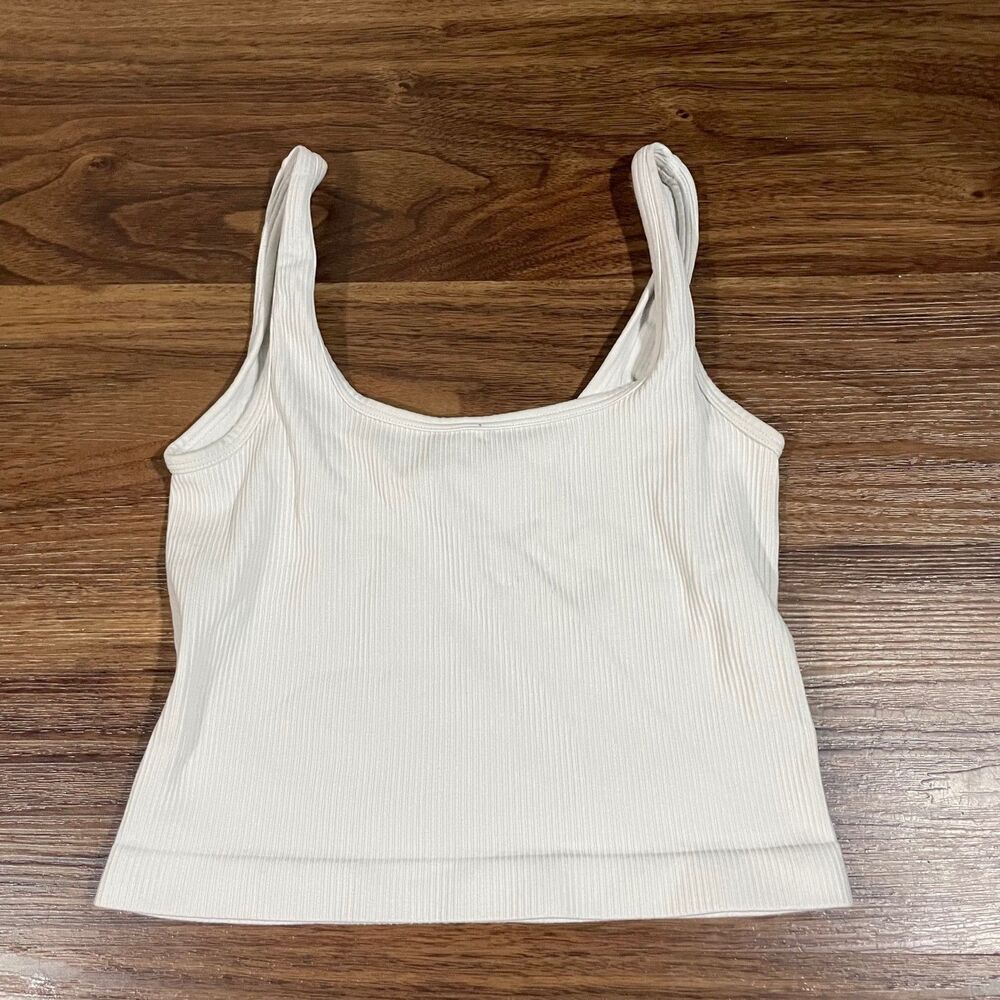 OQQ Women's White Ribbed Sleeveless Racerback Crop Tank Top Nylon Size Small